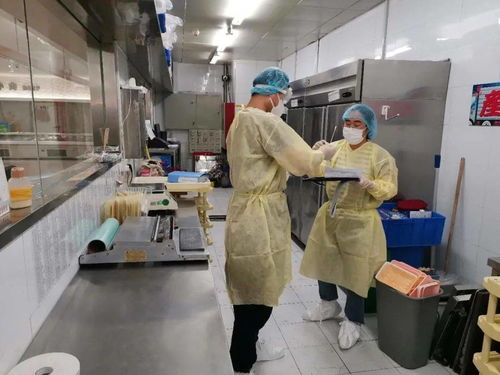 芝罘区对辖区进口海产品 肉制品及冷藏设备进行新冠病毒核酸检测